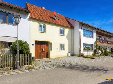 Reihenmittelhaus zum Kauf 6 Zimmer 150 m² 207 m² Grundstück Siegenburg Siegenburg 93354
