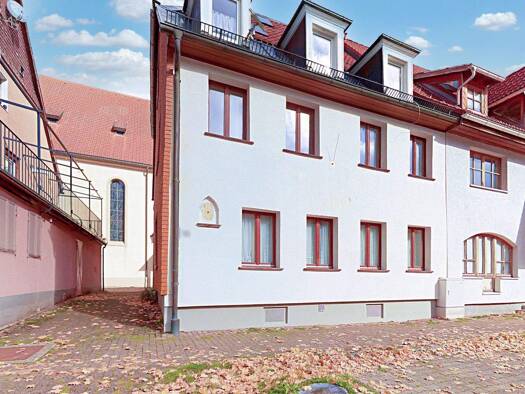 Einfamilienhaus zum Kauf 195.000 € 10 Zimmer 204,5 m² 97 m² Grundstück Stadtgebiet Vöhrenbach 78147