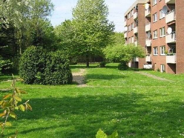 Wohnung zur Miete nur mit Wohnberechtigungsschein 442 € 3,5 Zimmer 79,7 m² 1. Geschoss frei ab 01.11.2026 Römerstr. 467 Overbruch Walsum 47178