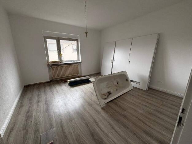 Wohnung zur Miete 420 € 2 Zimmer 50 m² Innenstadt Pirmasens 66953