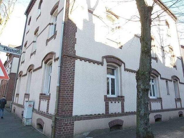 Wohnung zur Miete nur mit Wohnberechtigungsschein 407 € 3,5 Zimmer 71,6 m² 1. Geschoss Kurt-Spindler-Straße 44 Obermarxloh Duisburg 47166