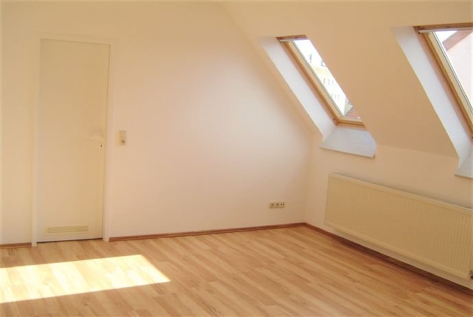 Wohnung zur Miete 520 € 3 Zimmer 84 m²<br/>Wohnfläche 4.<br/>Geschoss 01.11.2024<br/>Verfügbarkeit Rosa-Luxemburg-Str.10 Waren Waren (Müritz) 17192