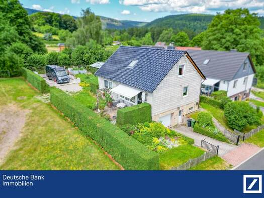 Einfamilienhaus zum Kauf 189.000 € 5 Zimmer 125 m² 574 m² Grundstück frei ab 01.04.2026 Gehlberg Suhl 98528