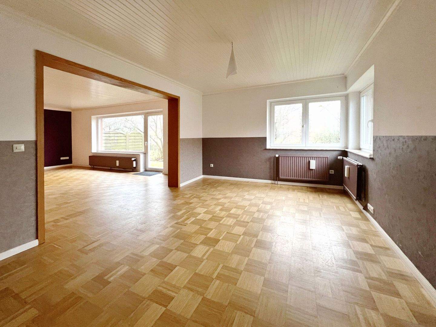 Immobilie in Hoisdorf - Wohnen mit viel Platz: Gepflegtes Einfamilienhaus mit zusätzlichen Dachgeschossräumen! - Bild 4