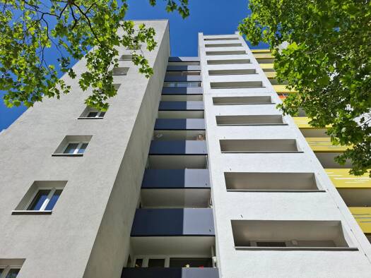 Wohnung zur Miete 725 € 2,5 Zimmer 83,4 m² 12. Geschoss frei ab 01.10.2026 Wilhelmsruher Damm 158 Märkisches Viertel Reinickendorf 13439