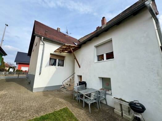 Doppelhaushälfte zum Kauf 375.000 € 4 Zimmer 123,4 m² 471 m² Grundstück frei ab sofort Hirschaid 96114