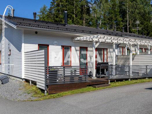 Reihenmittelhaus zum Kauf 164.000 € 3 Zimmer 82 m² 3.000 m² Grundstück Kangasharjuntie 1 Pälkäne 36600