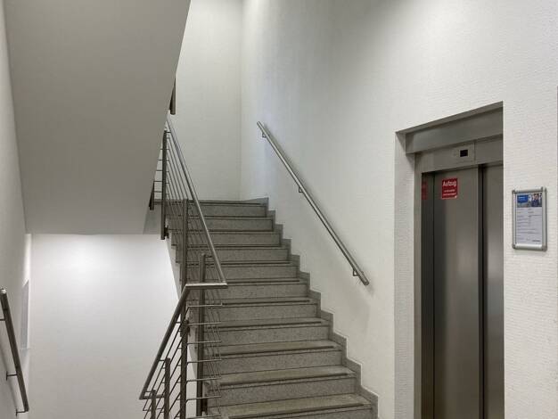 Bürofläche zur Miete 13,50 € teilbar ab 330 m² Vahrenwald Hannover 30165