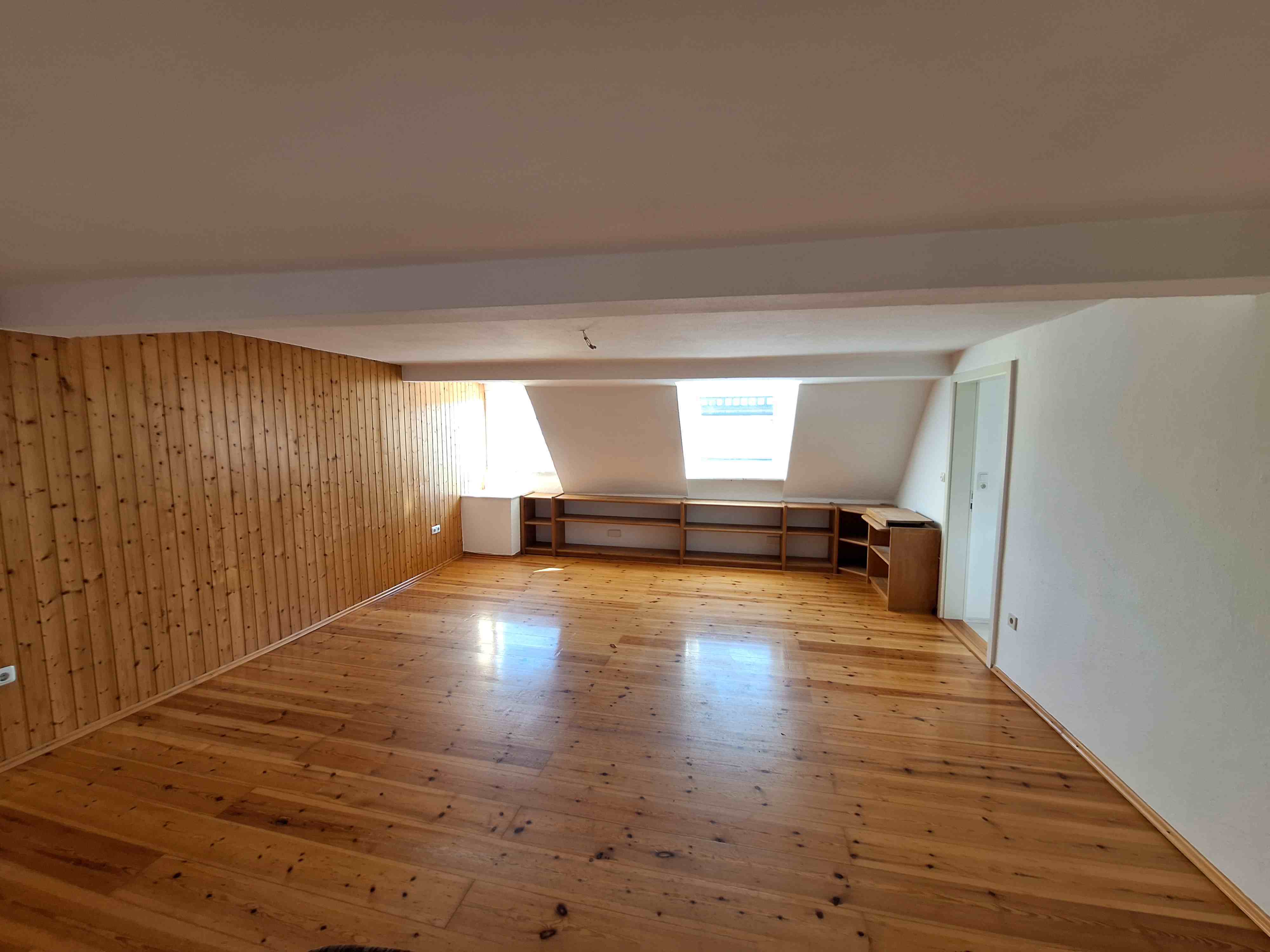 Wohnung zur Miete 950 € 5 Zimmer 130 m²<br/>Wohnfläche 2.<br/>Geschoss ab sofort<br/>Verfügbarkeit Heilsbronn Heilsbronn 91560