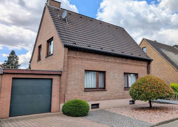 Einfamilienhaus zum Kauf provisionsfrei 485.000 € 8 Zimmer 160 m² 530 m² Grundstück Saelhuysen Rheurdt 47509