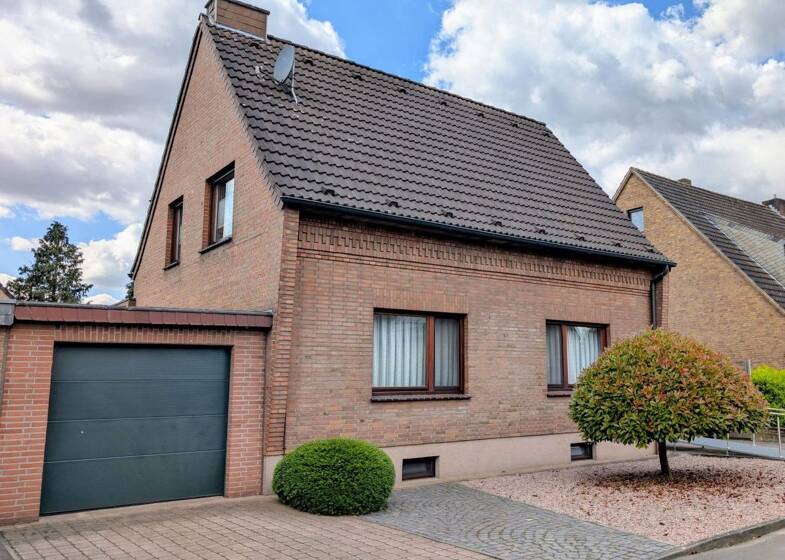 Einfamilienhaus zum Kauf provisionsfrei 485.000 € 8 Zimmer 160 m² 530 m² Grundstück Saelhuysen Rheurdt 47509
