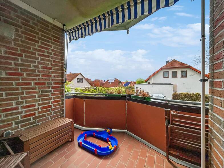 Wohnung zum Kauf 120.000 € 3 Zimmer 71 m² frei ab 01.07.2025 Irxleben Hohe Börde 39167