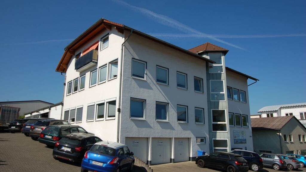 Bürofläche zur Miete 790 € 8 Zimmer 129 m² Bürofläche Zeller Str. 21 Michelstadt 64720