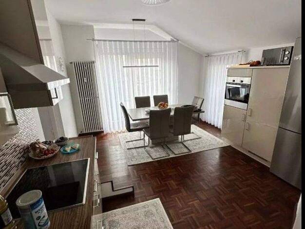 Wohnung zum Kauf provisionsfrei 355.000 € 4 Zimmer 130 m² 1. Geschoss Fichtenstraße 26 Straubing 94315