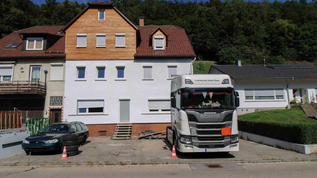 Mehrfamilienhaus zum Kauf 429.000 € 10 Zimmer 285 m² 950 m² Grundstück Wiesensteig 73349