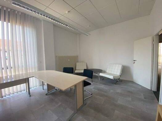 Büro zur Miete 490 € 25 m² Bürofläche Gleißhammer Nürnberg 90461