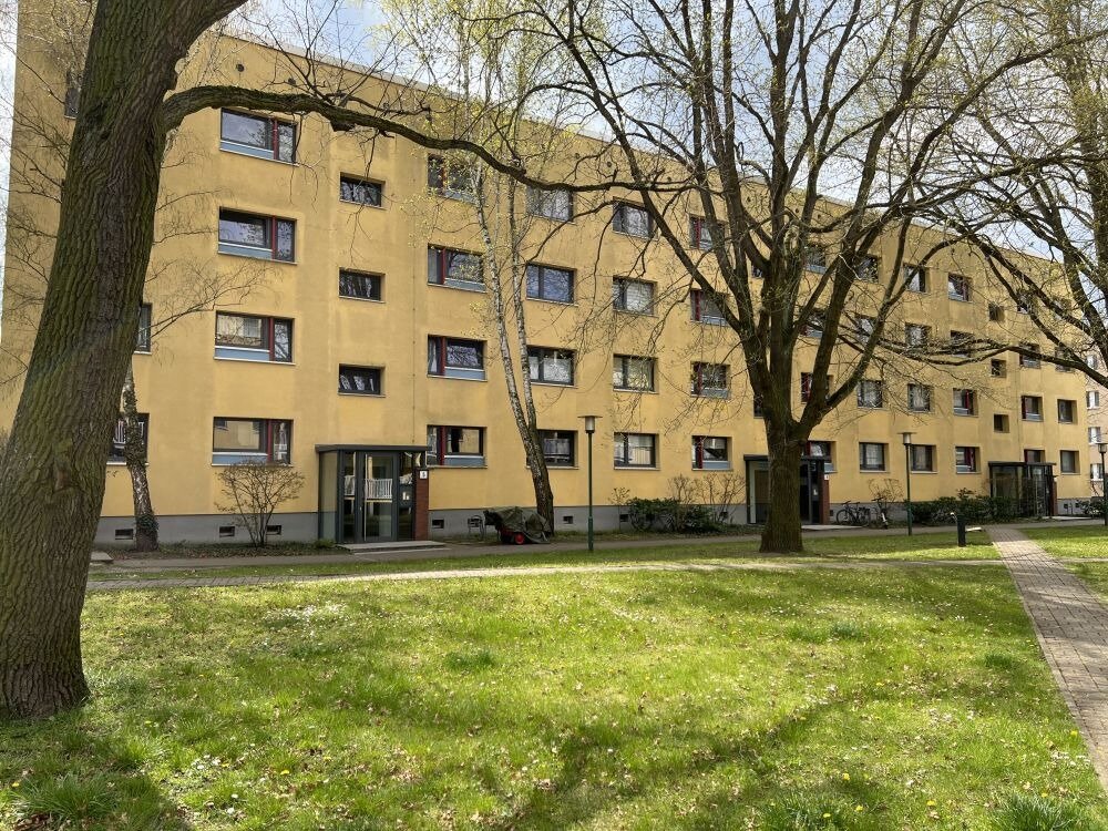 Apartment zum Kauf 150.000 € 2 Zimmer 41,6 m²<br/>Wohnfläche 1.<br/>Geschoss Bornstedt Potsdam 14469