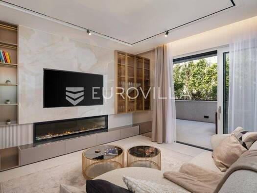 Wohnung zur Miete 5.000 € 3 Zimmer 240 m² Punta Kolova Centar