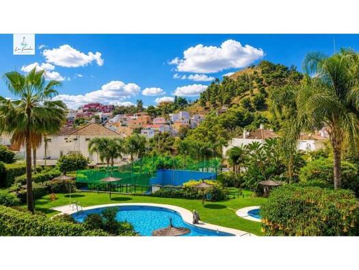 Reihenhaus zur Miete 3.000 € 4 Zimmer 246 m² Málaga 29016