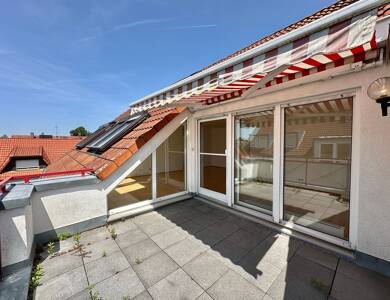 Terrassenwohnung zum Kauf 377.000 € 3 Zimmer 87 m² Dachgeschoss, 2. Geschoss frei ab sofort Vogtsbergstraße 17 Katzwang / Reichelsdorf Ost / Reichelsdorfer Kelle Nürnberg 90453