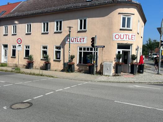 Mehrfamilienhaus zum Kauf 280 m² 342 m² Grundstück Schloßstraße Mirow 17252