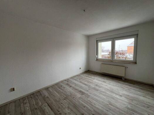 Wohnung zur Miete 475 € 2 Zimmer 72,9 m² Aschersleben 06449