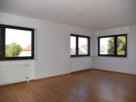 Wohnung zur Miete 600 € 2 Zimmer 70 m² Geschoss 2/2 frei ab sofort Langen Langen 63225