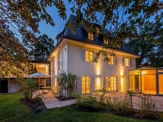 Einfamilienhaus zum Kauf 5.550.000 € 11 Zimmer 387 m² 1.736 m² Grundstück Gräfelfing 82166