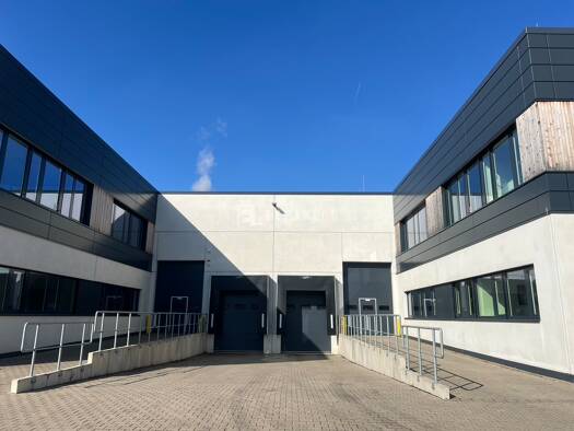 Lagerhalle zur Miete provisionsfrei 960 m² Lagerfläche teilbar ab 711 m² Benrath Düsseldorf 40589