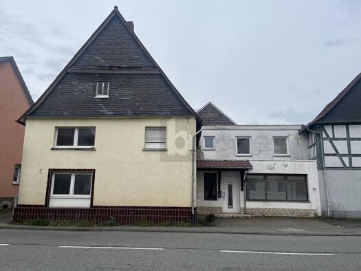 Mehrfamilienhaus zum Kauf 120.000 € 10 Zimmer 180 m² 227 m² Grundstück Oberndorf Solms 35606