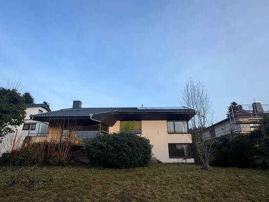 Einfamilienhaus zur Miete 2.950 € 6 Zimmer 170 m² 1.173 m² Grundstück frei ab sofort Glashütten 61479