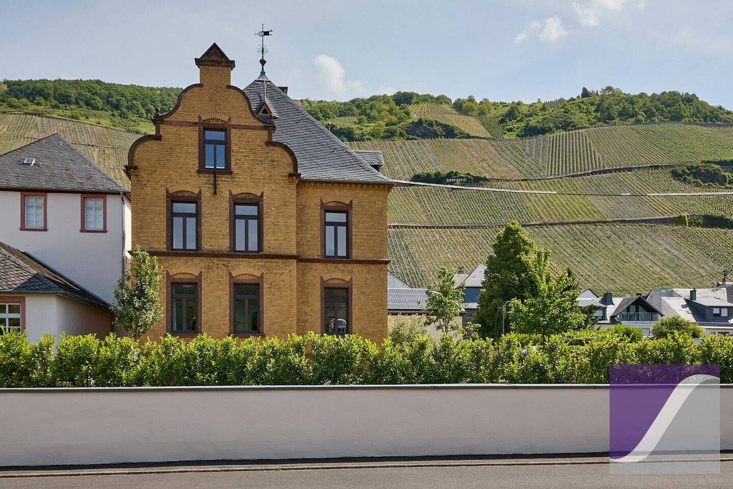 Villa zum Kauf - Ansicht 3