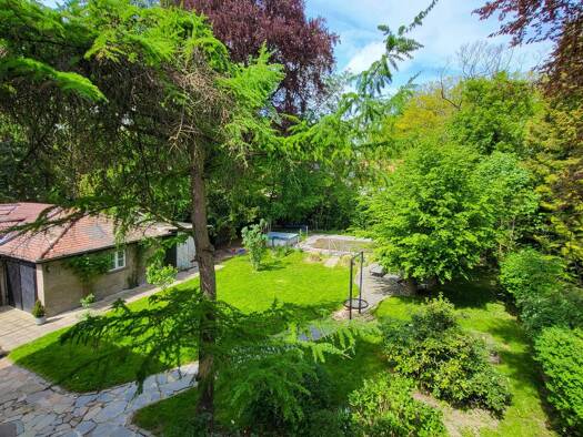 Villa zum Kauf 865.000 € 9,5 Zimmer 193 m² 880 m² Grundstück frei ab 01.07.2027 Holzhausen Leipzig 04288