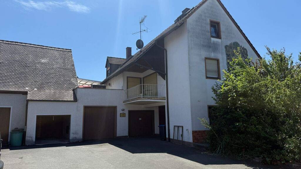 Haus zum Kauf 358.000 € 153 m² 526 m² Grundstück Blumenstraße 9 Langensendelbach 91094