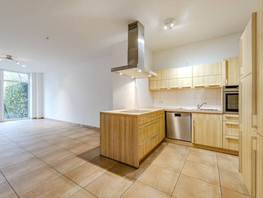 Wohnung zum Kauf 549.000 € 4 Zimmer 137,9 m² EG Beutelsbach Weinstadt 71384