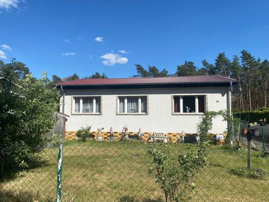 Einfamilienhaus zum Kauf 69.000 € 4 Zimmer 90 m² 910 m² Grundstück frei ab sofort Tröbitz 03253