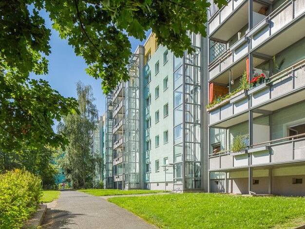 Wohnung zur Miete 524 € 3 Zimmer 64,3 m² 4. Geschoss frei ab 23.08.2025 Finsterwalder Str. 3 Prohlis-Süd Dresden 01239