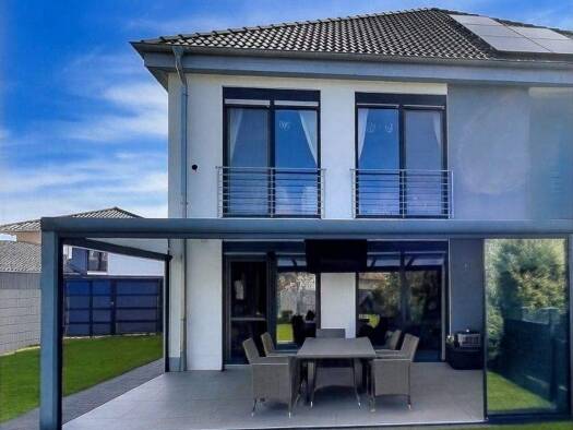 Doppelhaushälfte zum Kauf 5 Zimmer 142,5 m² 350 m² Grundstück Friedrichsfeld Voerde 46562