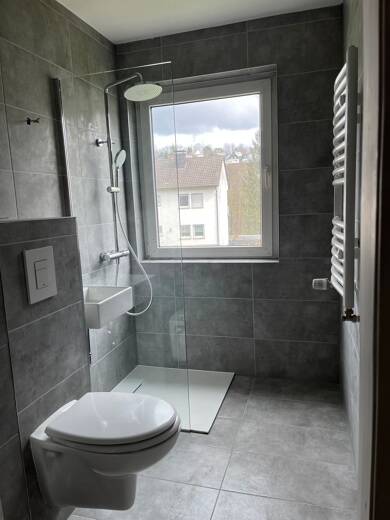 Wohnung zur Miete 620 € 3 Zimmer 65 m² 3 Geschosse frei ab sofort Steinenbrück Gummersbach 51643