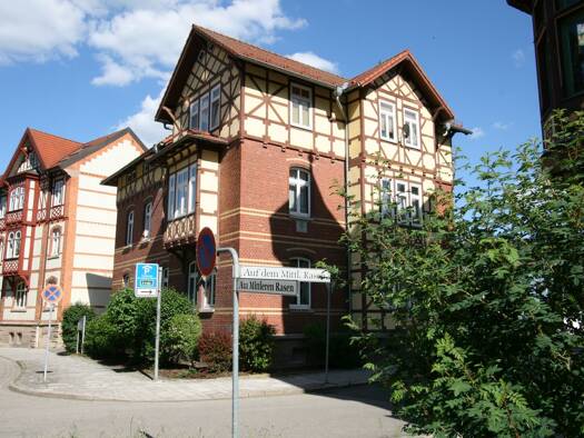 Wohnung zur Miete 430 € 2 Zimmer 68,7 m² 2. Geschoss frei ab 01.12.2026 Am Mittleren Rasen 3 Meiningen Meiningen 98617