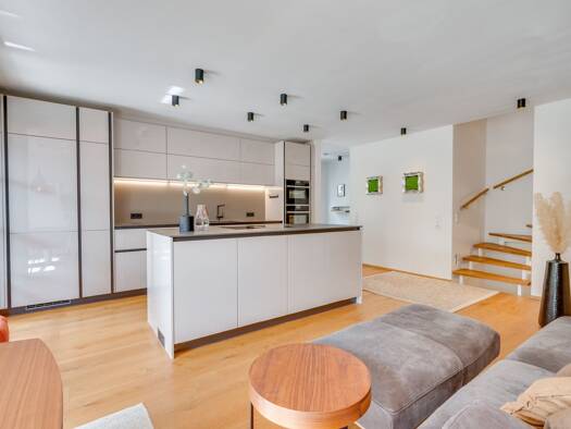 Doppelhaushälfte zum Kauf 1.470.000 € 4 Zimmer 130,2 m² 116 m² Grundstück Thalk.Obersendl.-Forsten-Fürstenr.-Solln München 81479