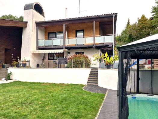 Mehrfamilienhaus zum Kauf 389.000 € 7,5 Zimmer 310 m² 1.060 m² Grundstück Zeltendorf Bad Kötzting 93444