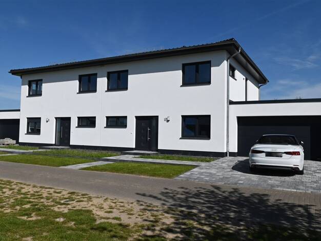 Doppelhaushälfte zur Miete 1.800 € 4 Zimmer 159,6 m² frei ab sofort Brandshagen Sundhagen 18519
