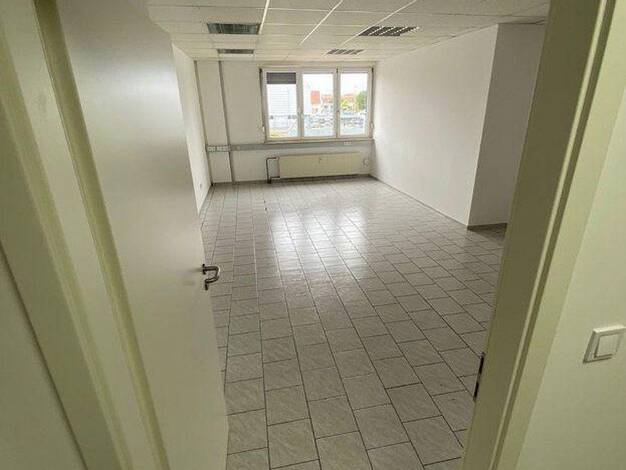 Wohnung zur Miete 865 € 3 Zimmer 79 m² 1. Geschoss Humbserstraße 22 Südstadt Fürth 90763