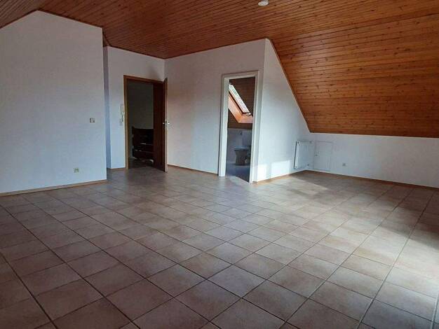 Wohnung zur Miete 585 € 1 Zimmer 45 m² 2. Geschoss frei ab 01.12.2025 Erzbergstrasse 25c Fürth 64658