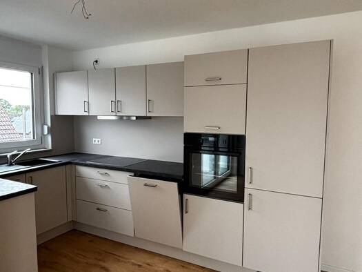 Terrassenwohnung zur Miete 1.590 € 3,5 Zimmer 92 m² Geschoss 1/2 frei ab sofort Höfingen Leonberg 71229