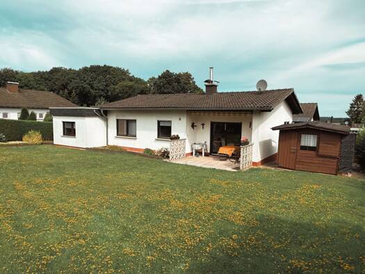 Bungalow zum Kauf 185.000 € 3 Zimmer 98 m² 646 m² Grundstück Steimel 57614