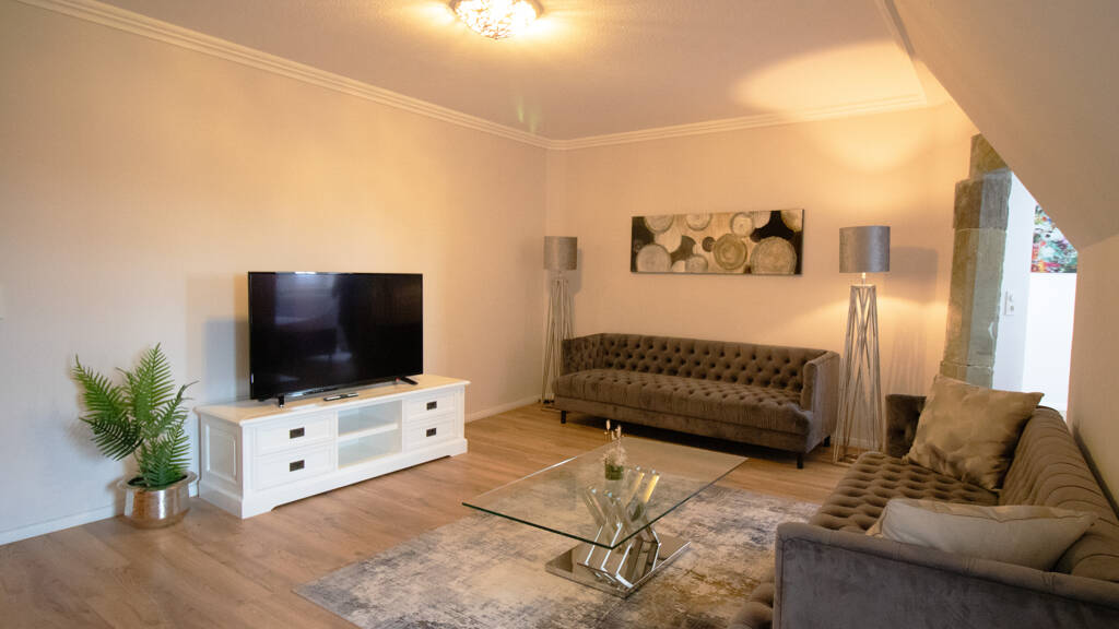 Studio zur Miete Wohnen auf Zeit 936 € 3 Zimmer 80 m² Erwitte 59597