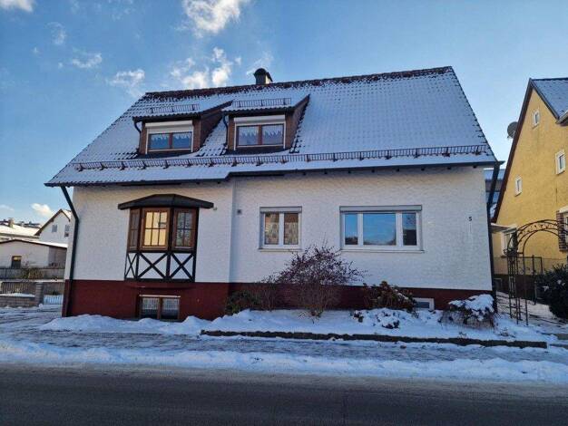 Haus zum Kauf 235.000 € 5 Zimmer 130,4 m² 214 m² Grundstück Steinheim 89555