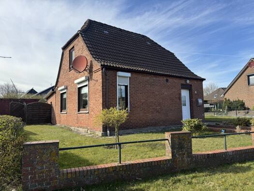 Einfamilienhaus zum Kauf 139.000 € 3 Zimmer 91 m² 890 m² Grundstück Eggstedt 25721